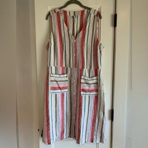 Striped linen dress 🏷️ Donating soon, make an offer!